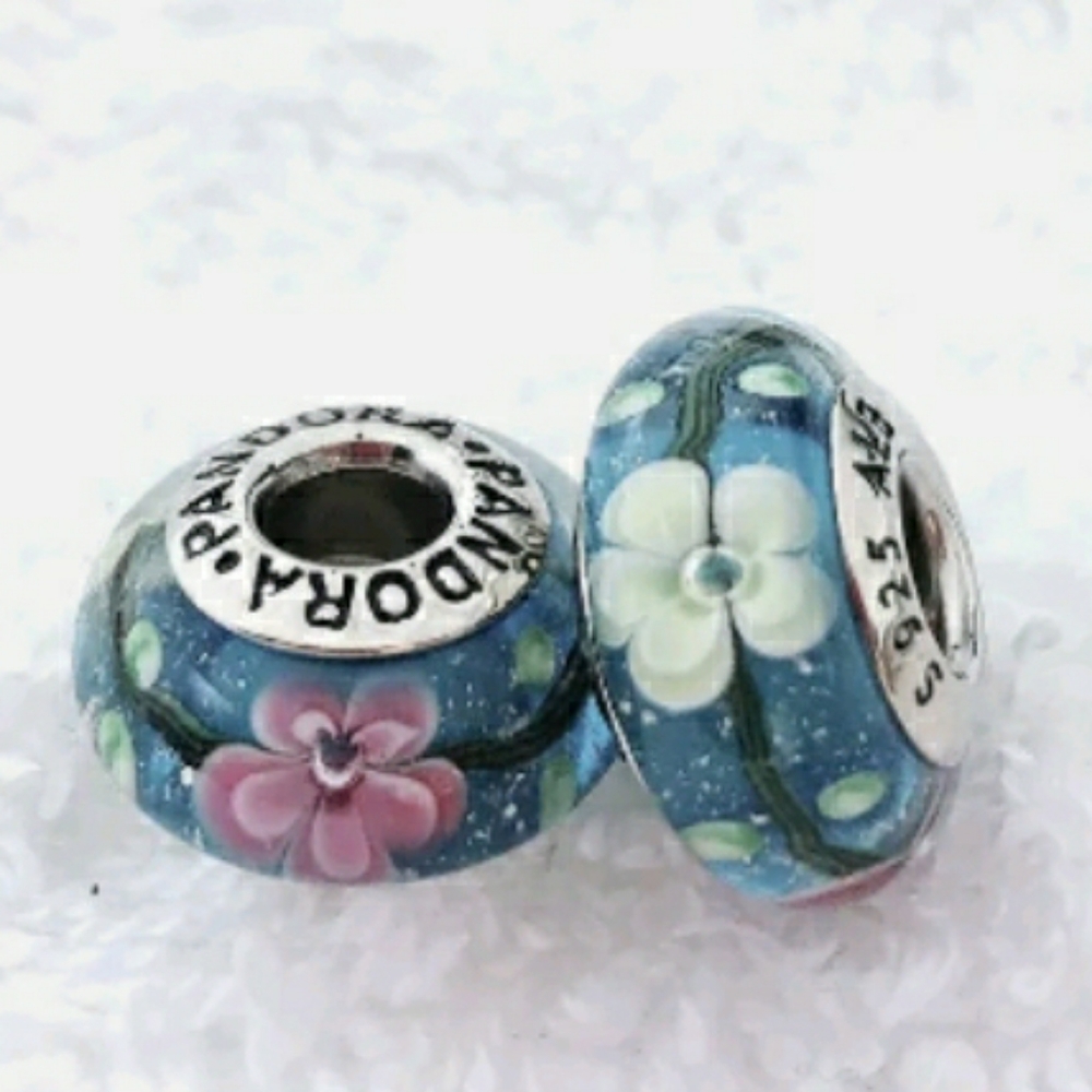 Pandora pair of pink and white flower Muranos.